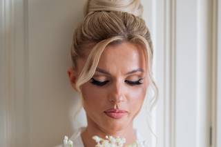 Emma Moretti Bridal Stylist - Make-Up & Hair Artist - 6