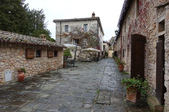 Borgo San Luigi - 4