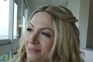Daria Hair Stylist and Makeup Artist - 20