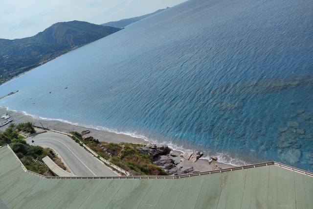 Mare D'Incanto Caposkino 1