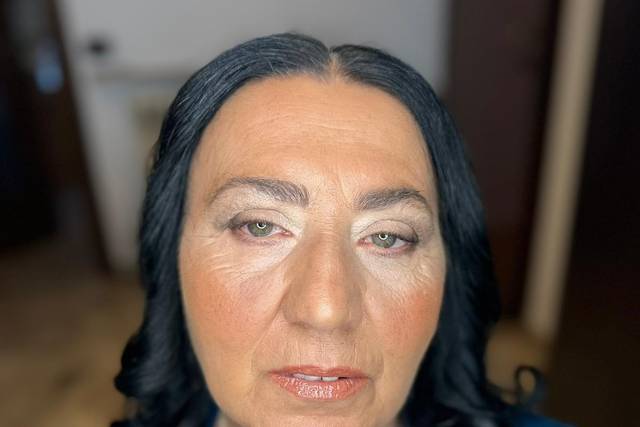 Adriana Makeup Artist 3