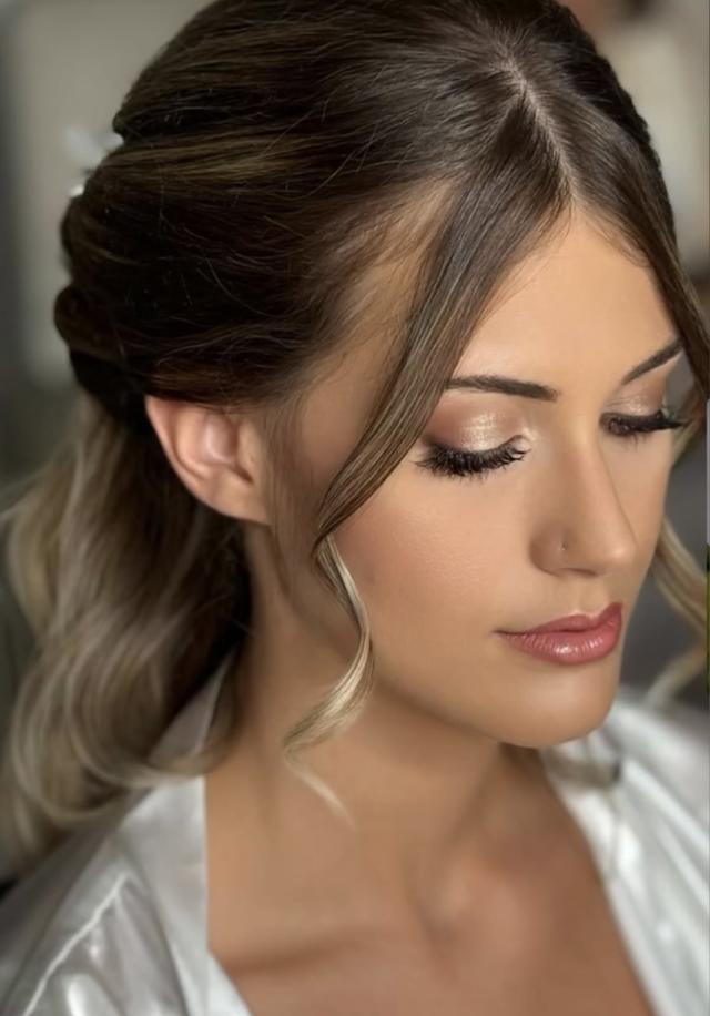 Make-up Studios - 1