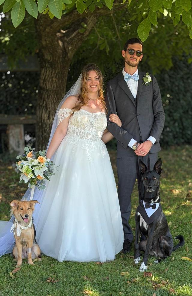 Silvia Dog Sitter for Wedding - 2