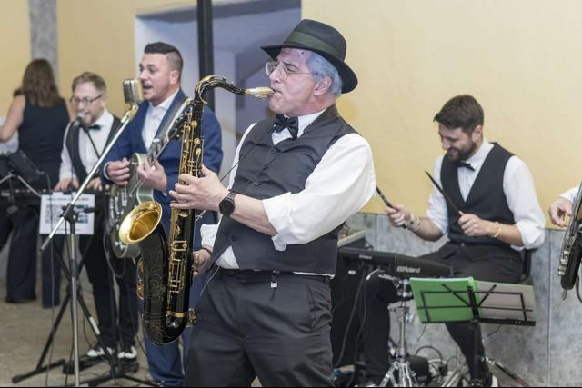 Frank and the Gangsters - 3