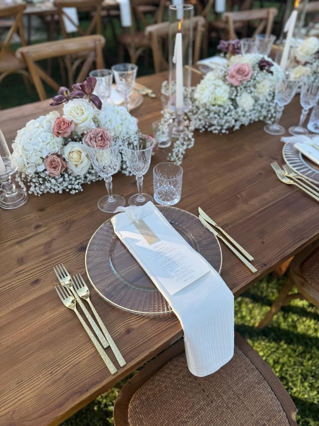 Flo Wedding & Event Designer - 2