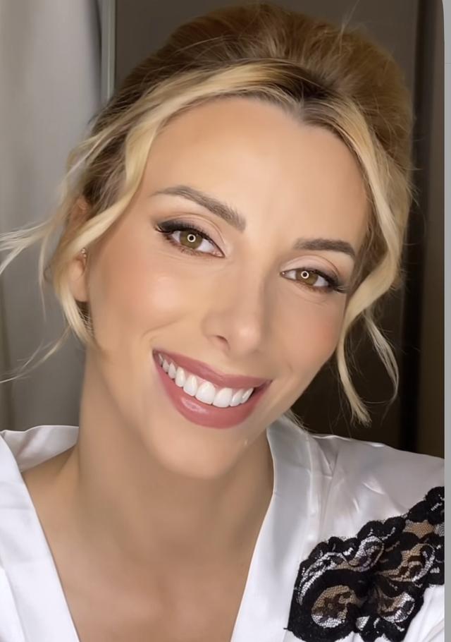 Ludovicab MUA - 4