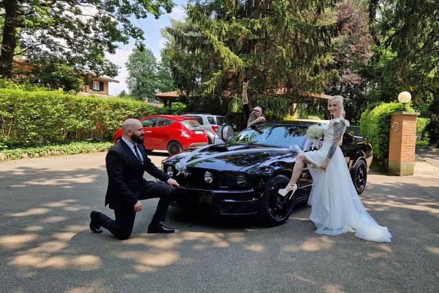 Noleggio Ford Mustang GT V8 4