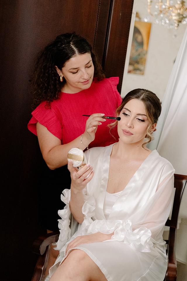 Sara Coniglio Bridal make-up specialist - 2