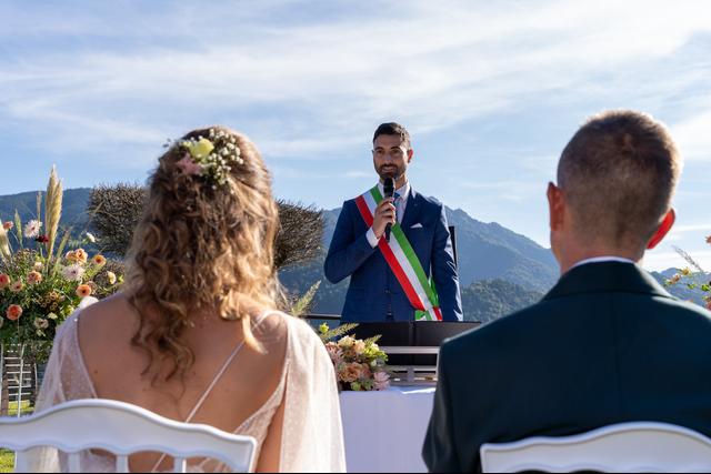 Omar Signorino Celebrante - 1