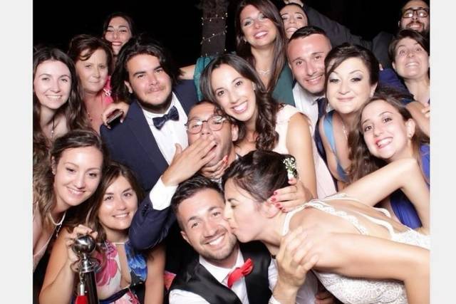 Happy Selfie Magic Mirror Photobooth 1