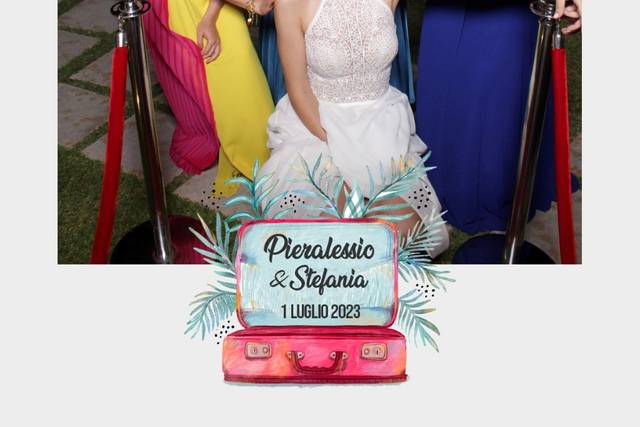 Happy Selfie Magic Mirror Photobooth 4