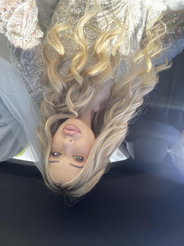 Roxanne Make-Up Artist - 2