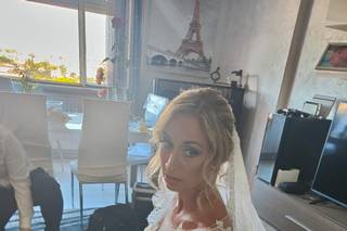 Claudia Flore Beauty Consultant - 6