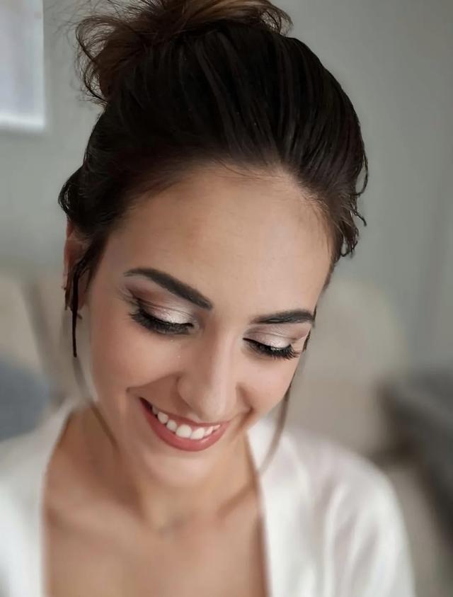 Valery Make-up - 1