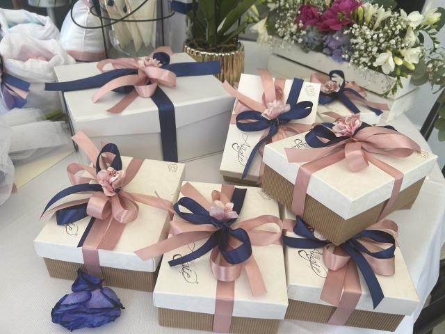 Doris Bomboniere - 3