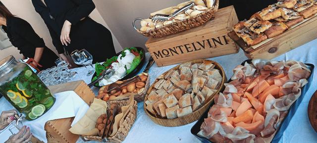 T'Attira Wedding Catering - 1