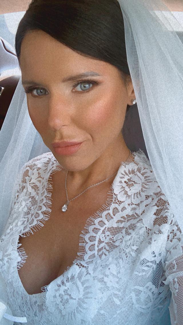 Jole Make-up Artist - 1