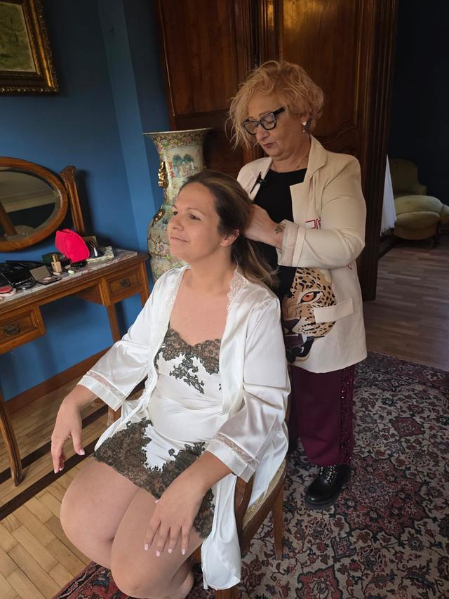 Lady D. Hair and Barber Saloon - 1