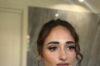 Martired Make-up Artist - 5