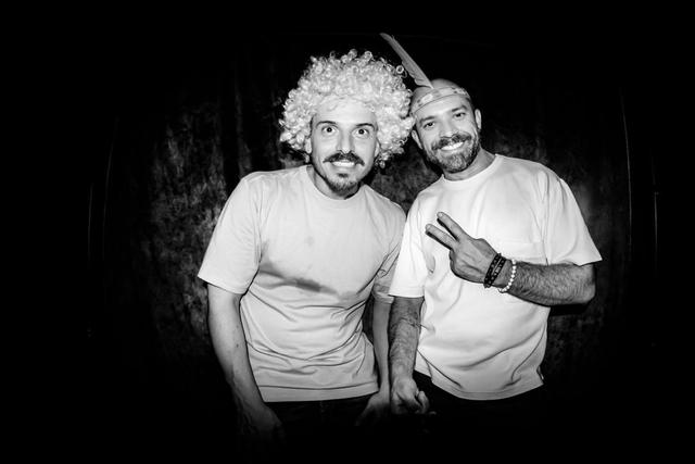The Uncles Acoustic Duo - 1
