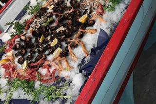 Luciano Incognito Catering - 17