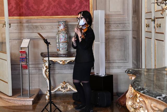 Violinista Yael Eventi - 2
