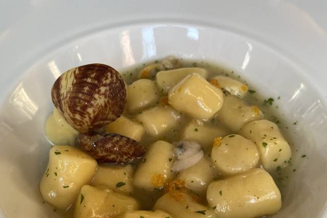 L'Incontro Banchetti 1