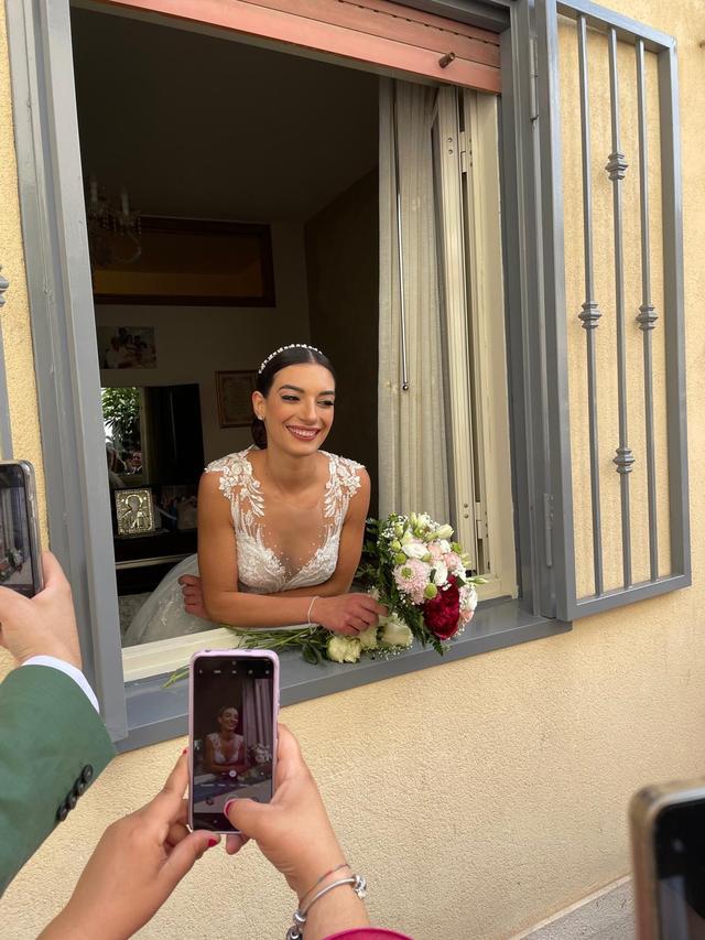 Sara Coniglio Bridal make-up specialist - 1