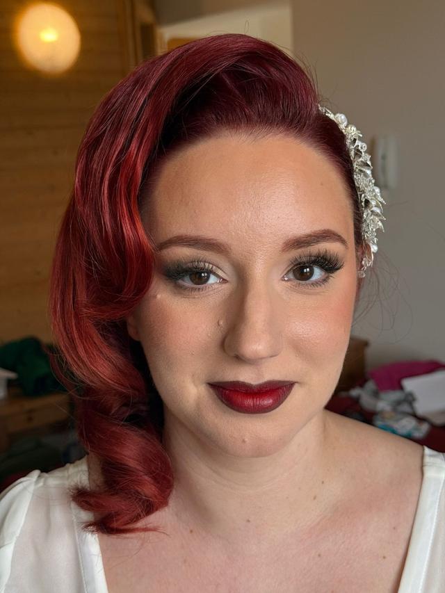 Ervisa Make-up artist - 2