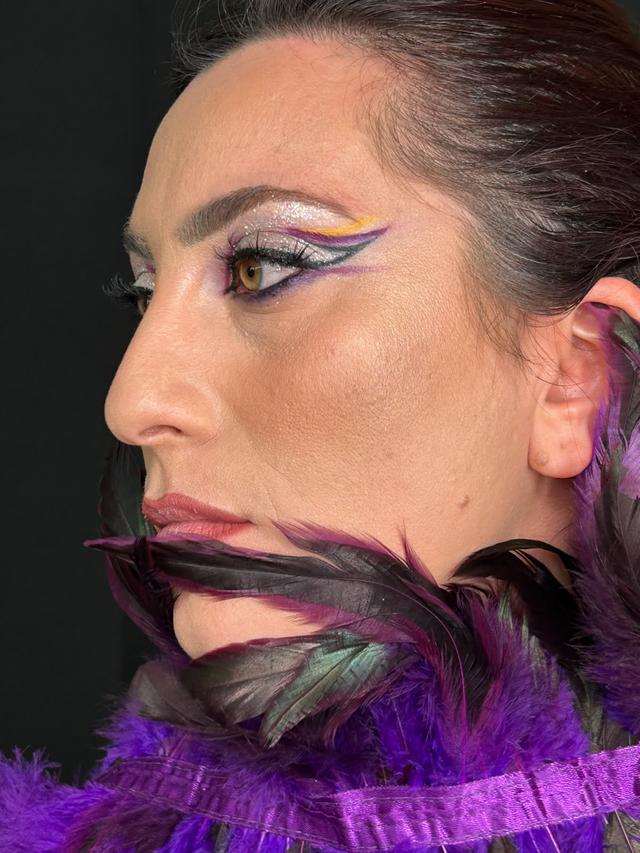VP Make-up Artist - 4