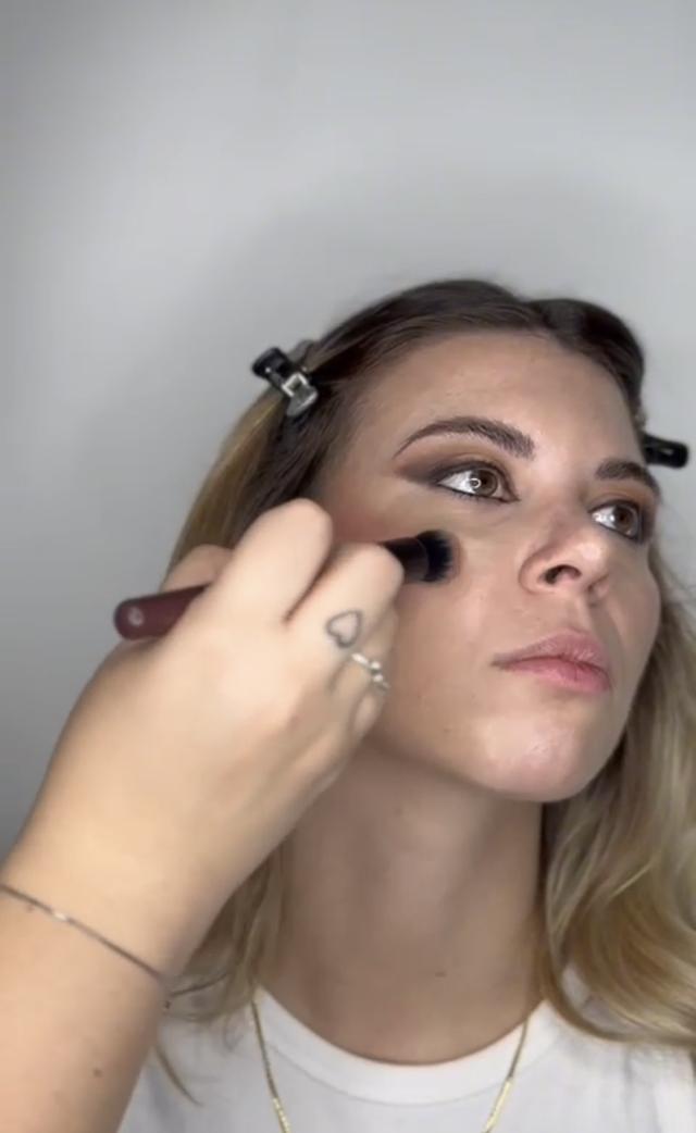 Monicapn Make-up Artist - 1