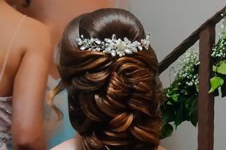 Sara Hair Dressing - 12