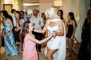 Mediterraneo Beach Resort - 11