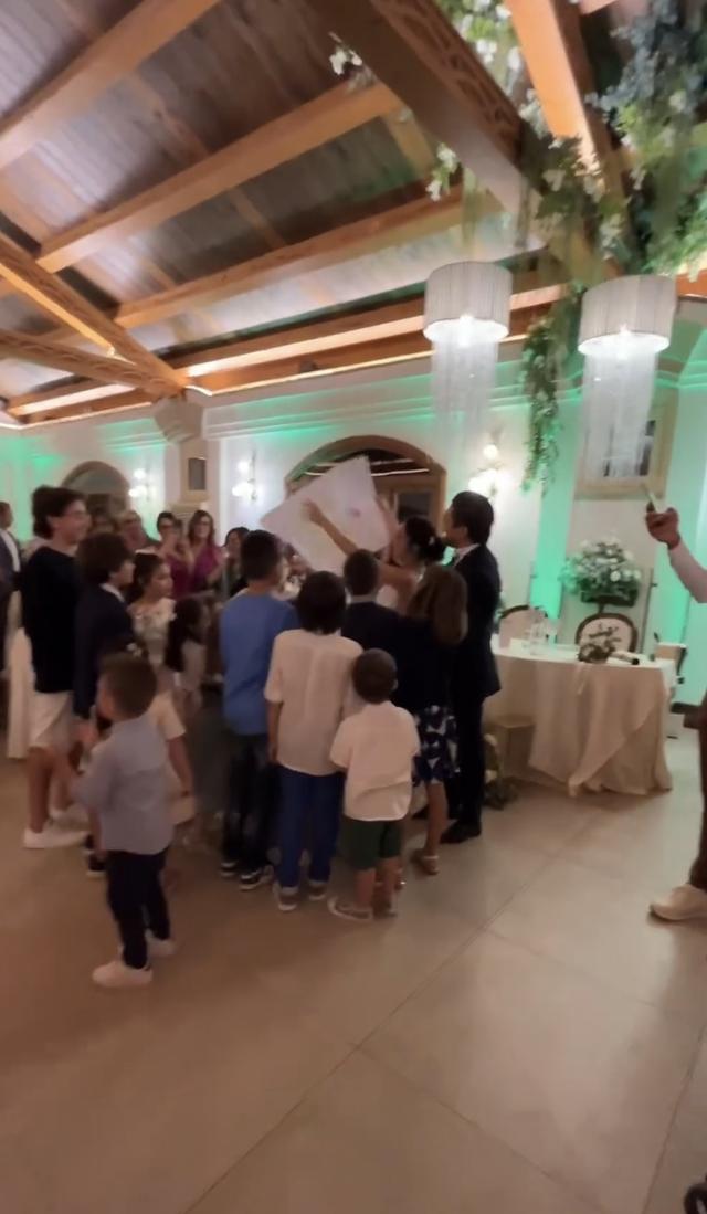 Bailando Animation - 3