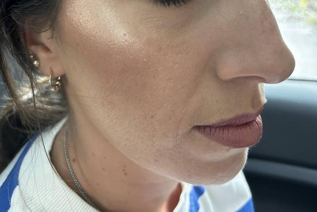 Noemi Make-up Artist 3