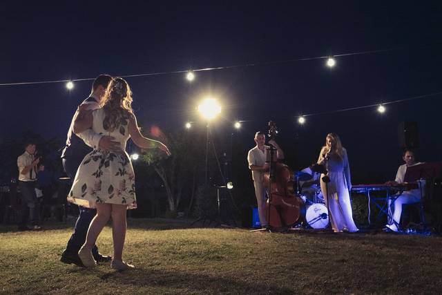 Miss Evelyn & The Band 2