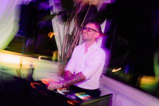 Gil Sanders Music - 5