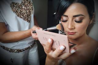 Nadia Galdi - Make-Up Artist - 12