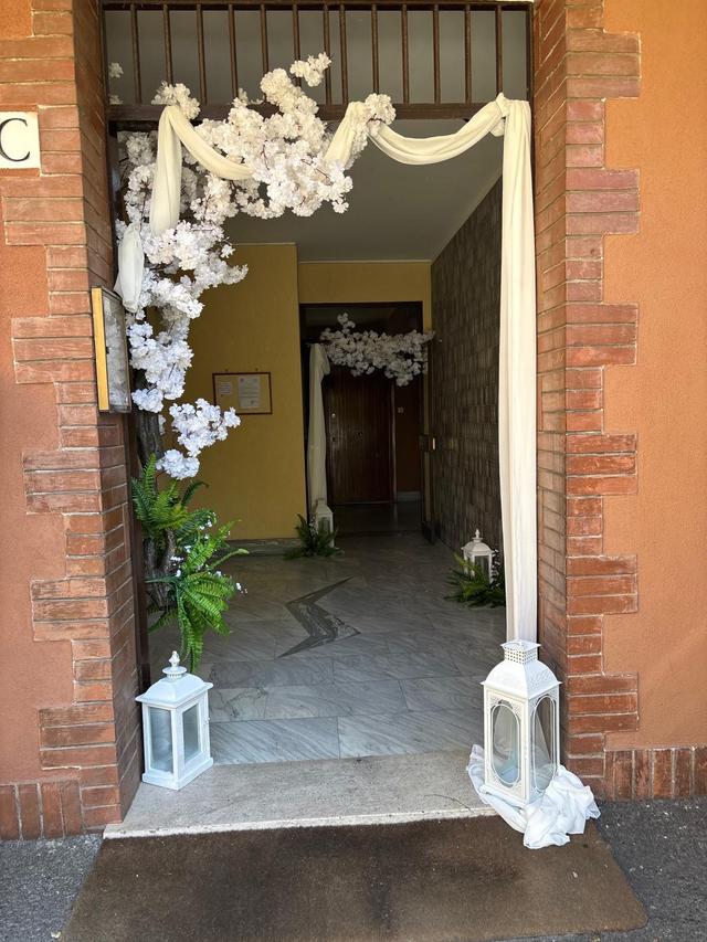 Flower & Felicity - 2