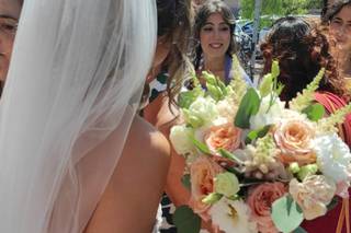 Ivana Floral Designer - 11