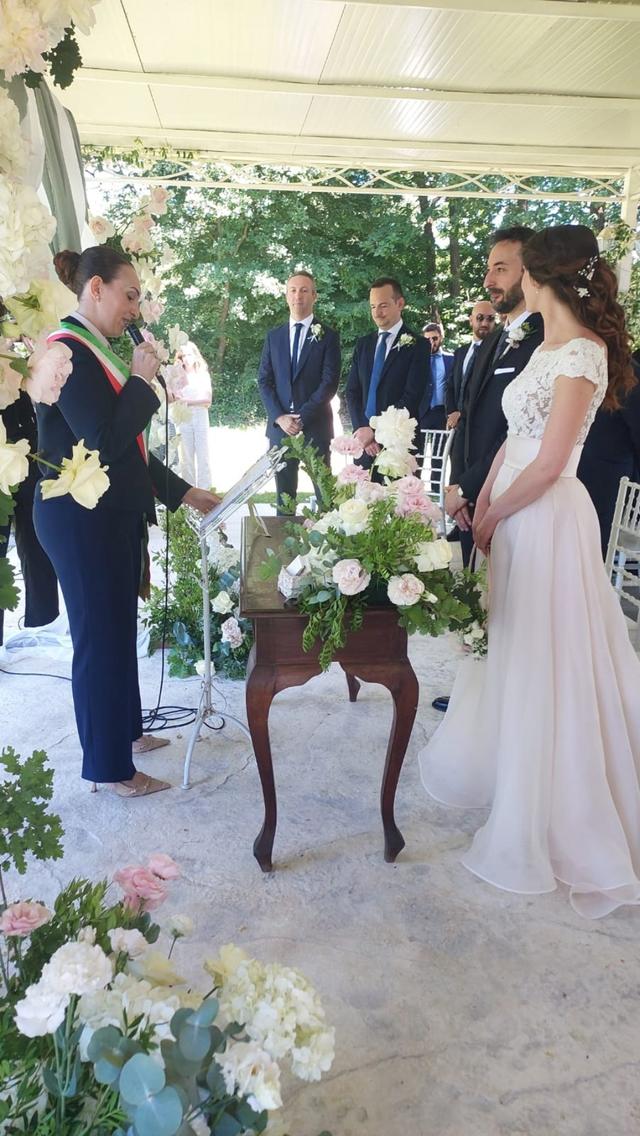 Nevia Cerimoniere - Private Celebrant - 2