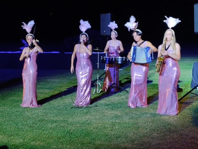 Malè Girls Band - 1