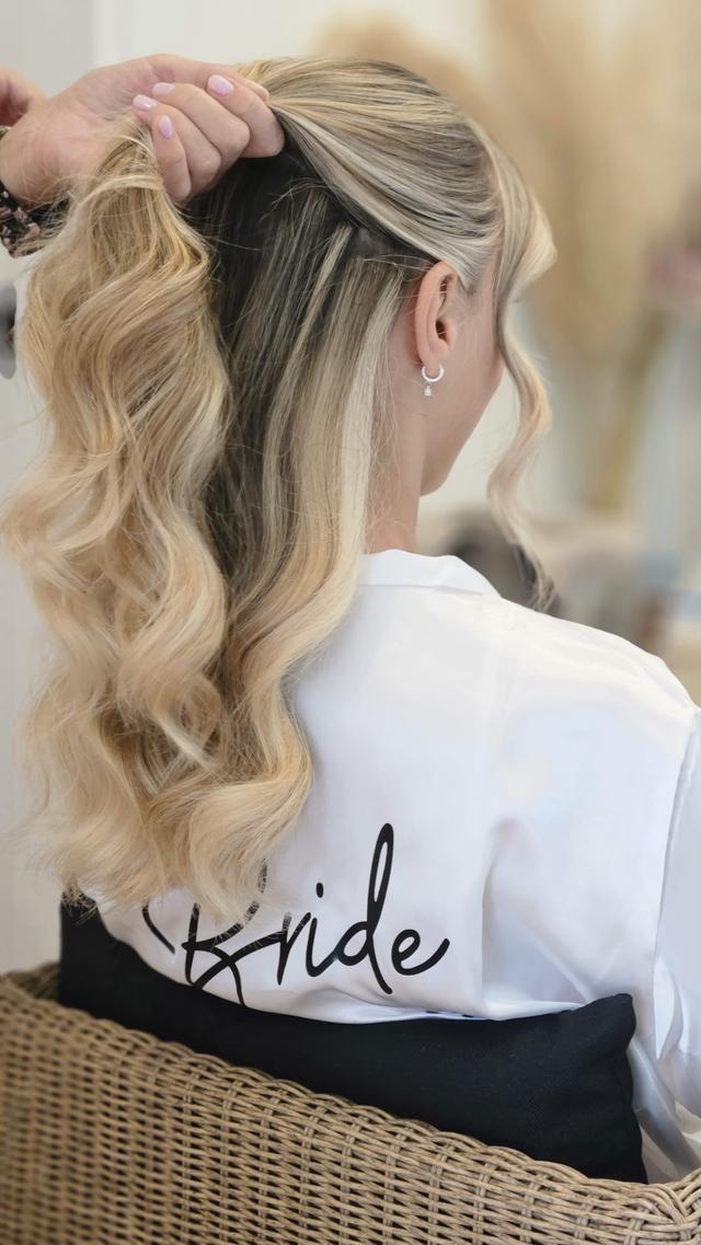 Silvia Hairstylist - 1