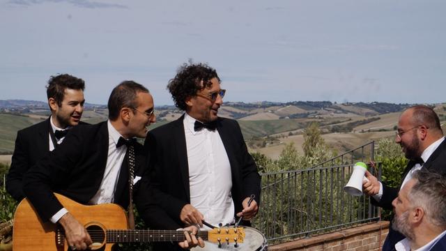 Salt Peanuts Show - 3