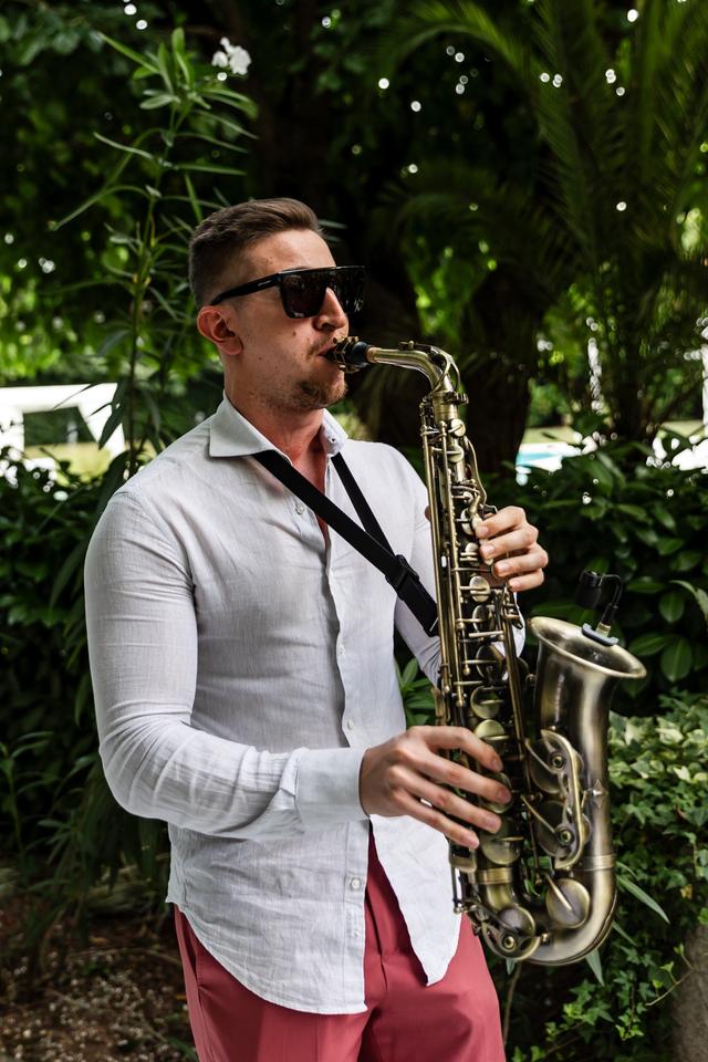 Manuel Frigo Sax & DJ - 2
