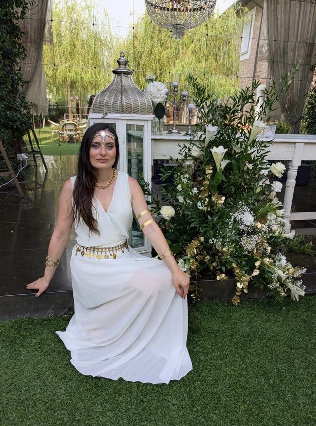 Ilaria - Danze artistiche, Oriental show e Farfalle luminose - 1
