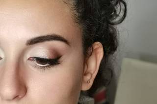 Dion Dangerfield Makeup Artist - 22