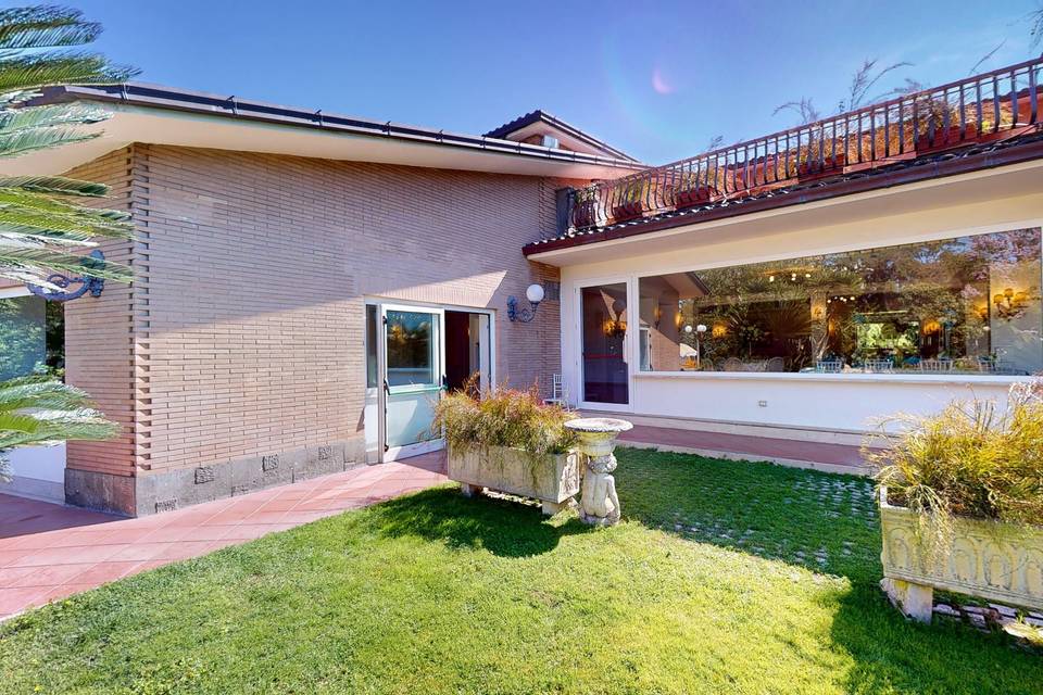Villa Cinardi 3d tour