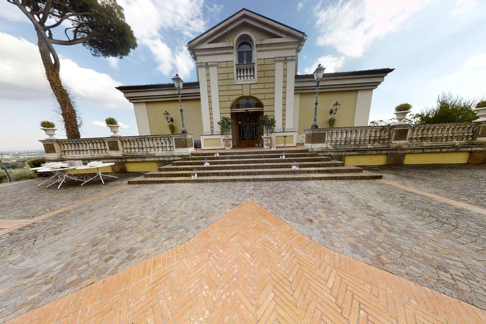 Borgo Antico in Villa Ferrari 3d tour