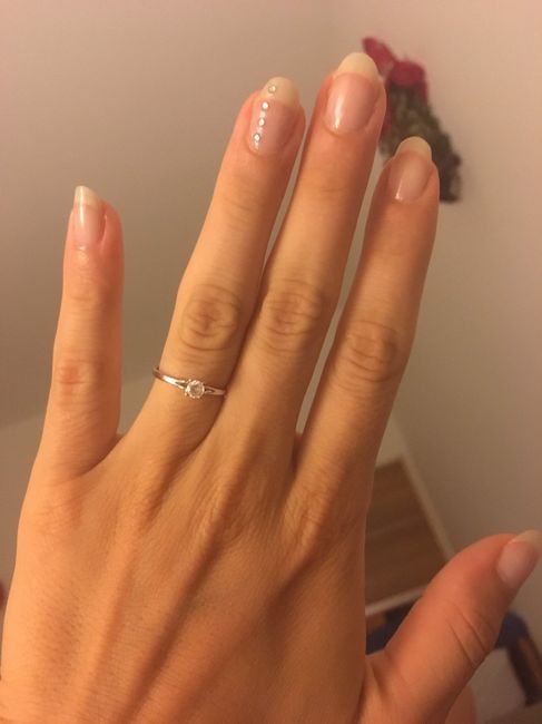 Per il matrimonio: anche l’anellino di inizio relazione / storia? 🥰💍o solo quello di fidanzamento?😍🥰 7